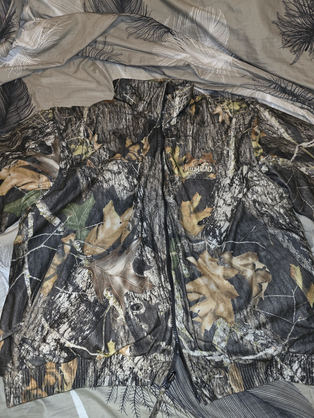 Realtree Camo Jacket in Brown, Green, Black